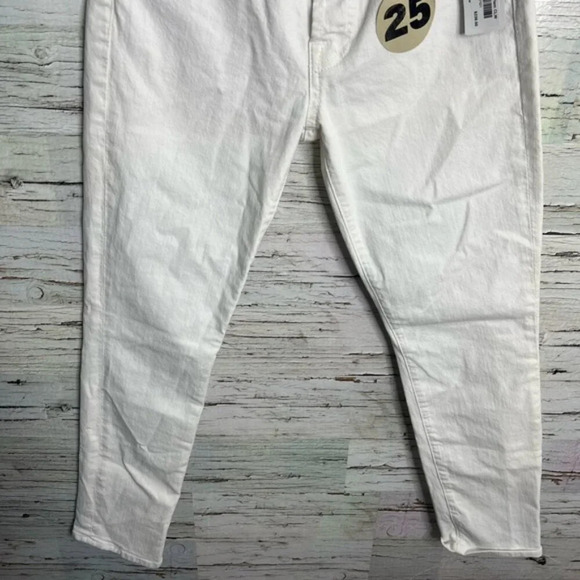 7 FOR ALL MANKIND White Josefina Distressed Jean     Size: 25 NWt - Picture 2 of 8